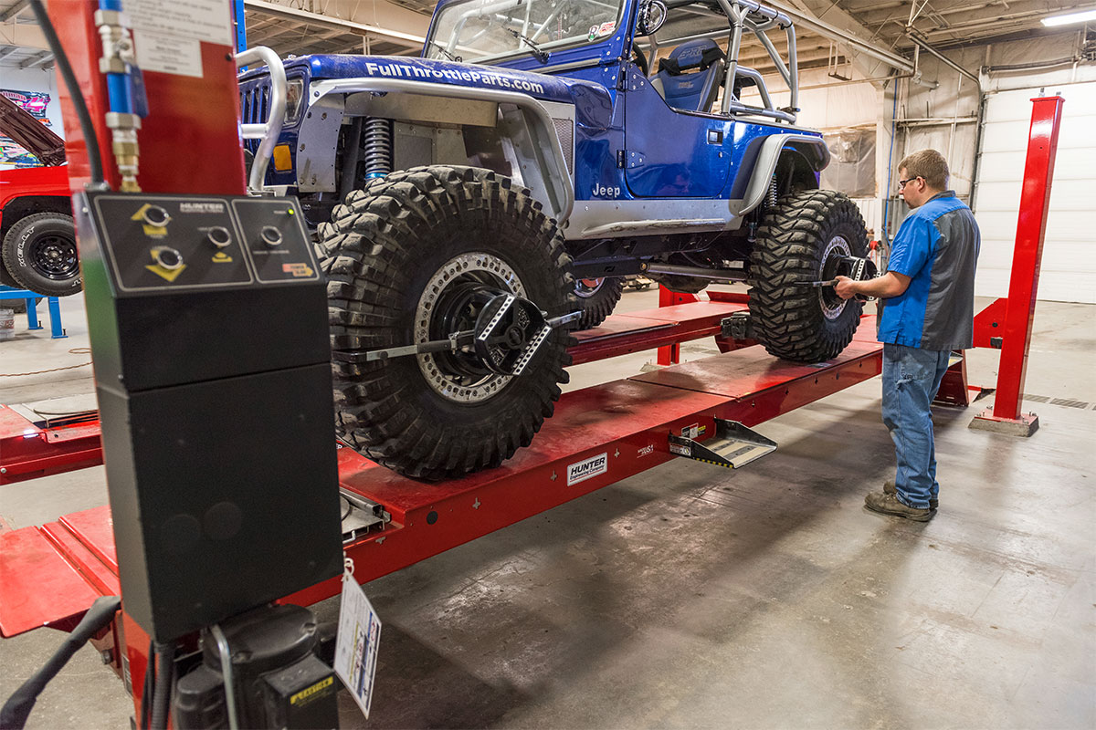 FourPost Lift Alignment Racks Hunter Engineering Company®