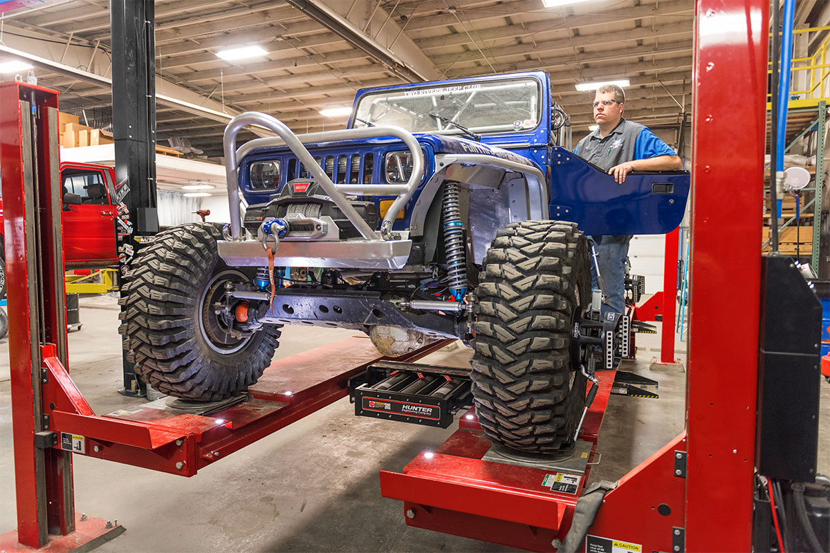 FourPost Lift Alignment Racks Hunter Engineering Company®