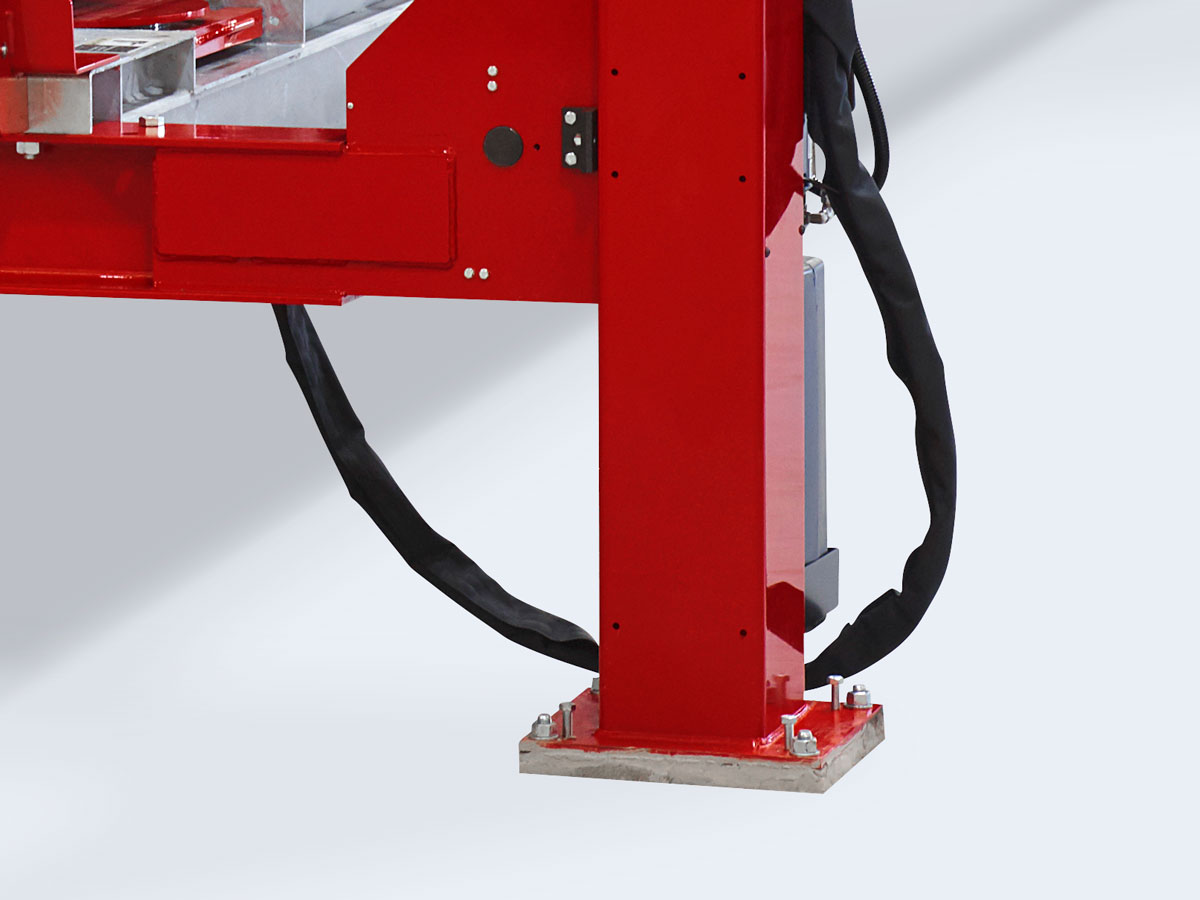 Heavy Duty Four Post Lift Hunter Engineering Alignment Machine