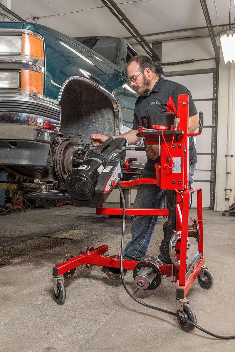 Elite® Brake Lathe Hunter Engineering Company®