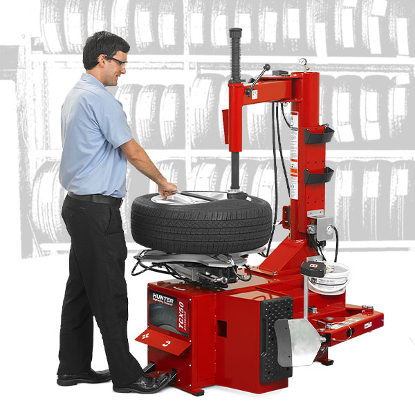 technician using hunter TCX50