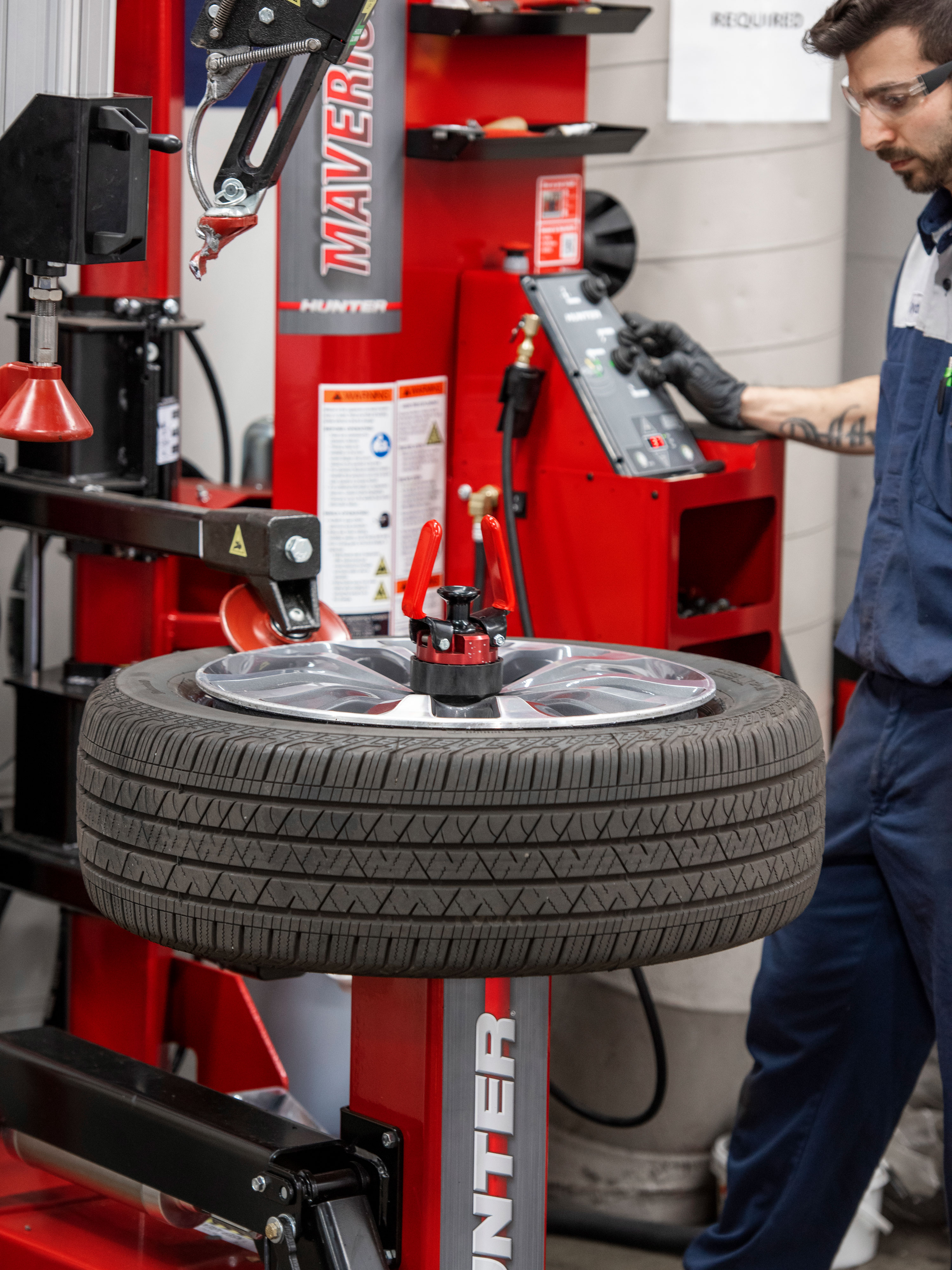 tire-maverick-realshop-mungenast03.jpg