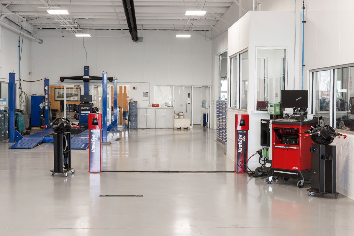 insp-manned-realshop-friendlychevrolet1.jpg