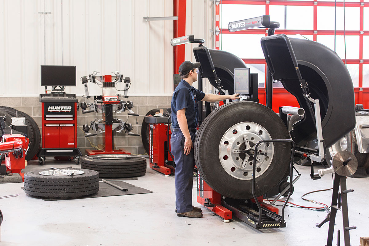 ForceMatch® HD Wheel Balancer Hunter Engineering Company®