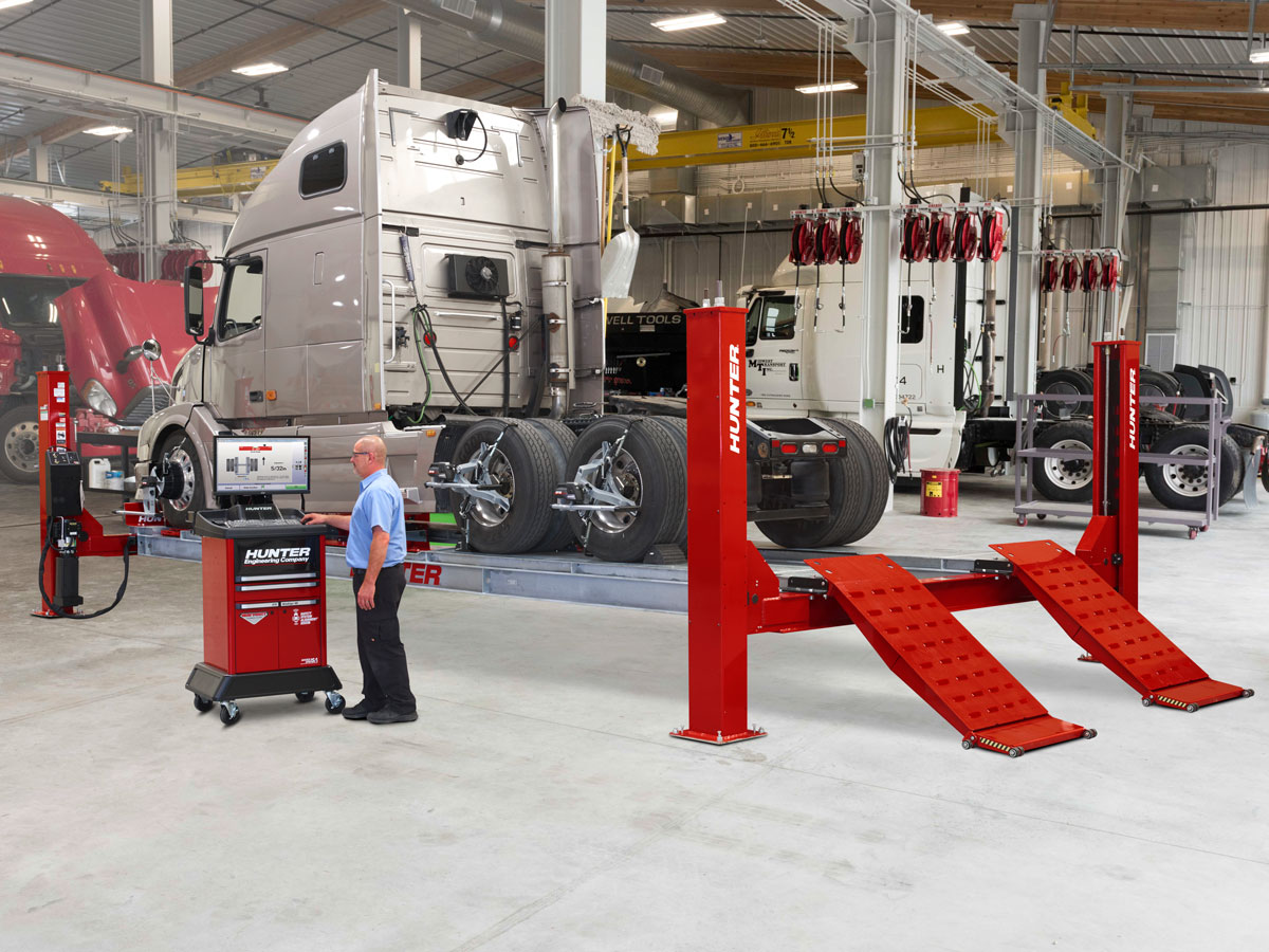 hunter heavy-duty four-post alignment lift rack